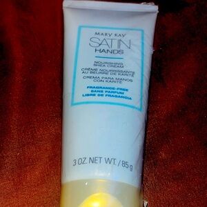 Satin hands cream